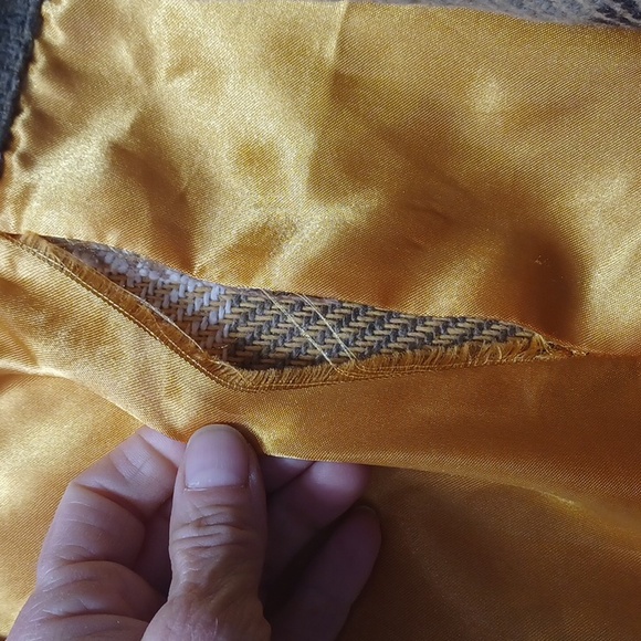 NWT Daytrip from thw Buckle, Plaid Gold Brown Faux Fur Collar, Pea Coat Medium - Picture 9 of 11